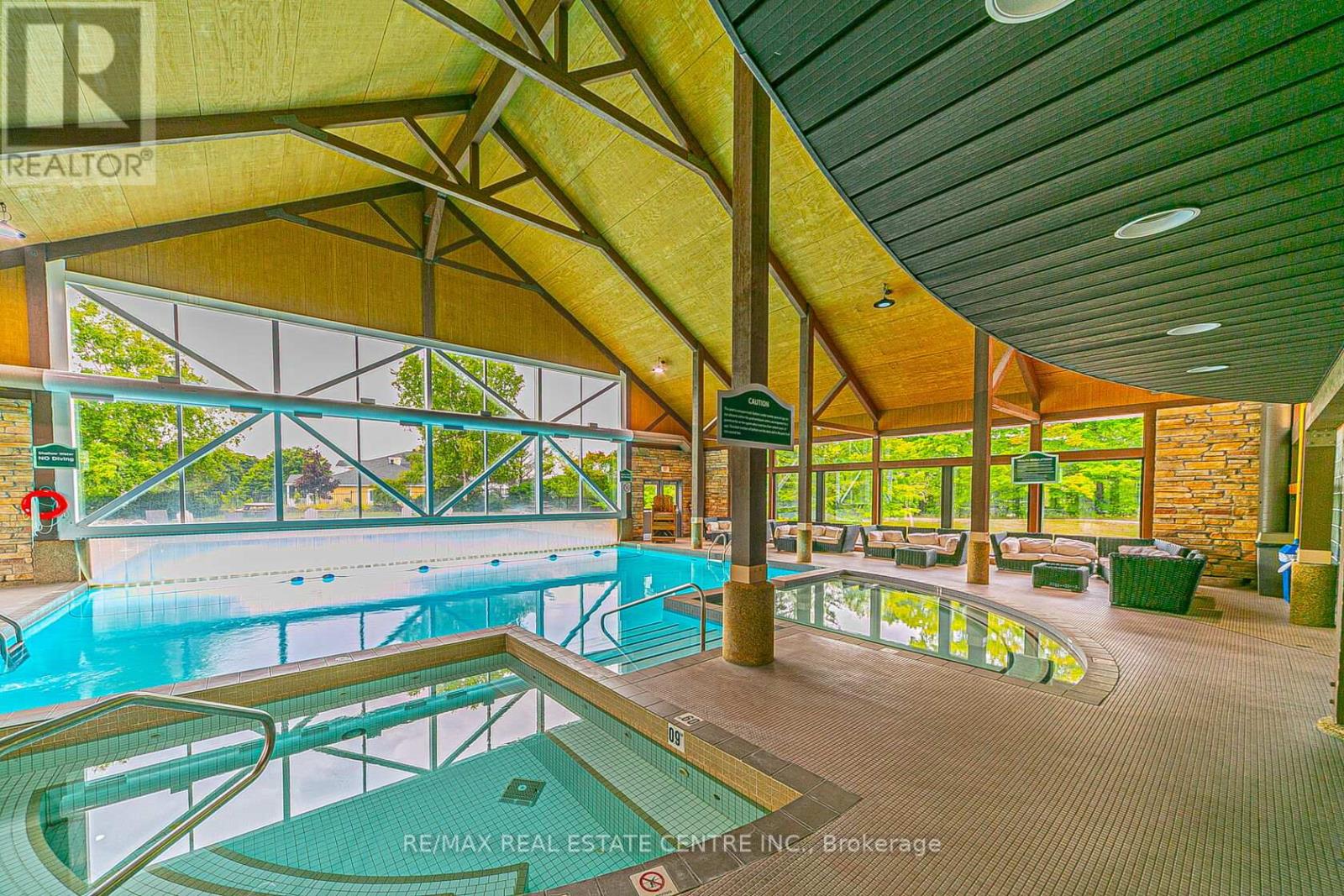 2228 - 90 Highland Drive Property Photo 26