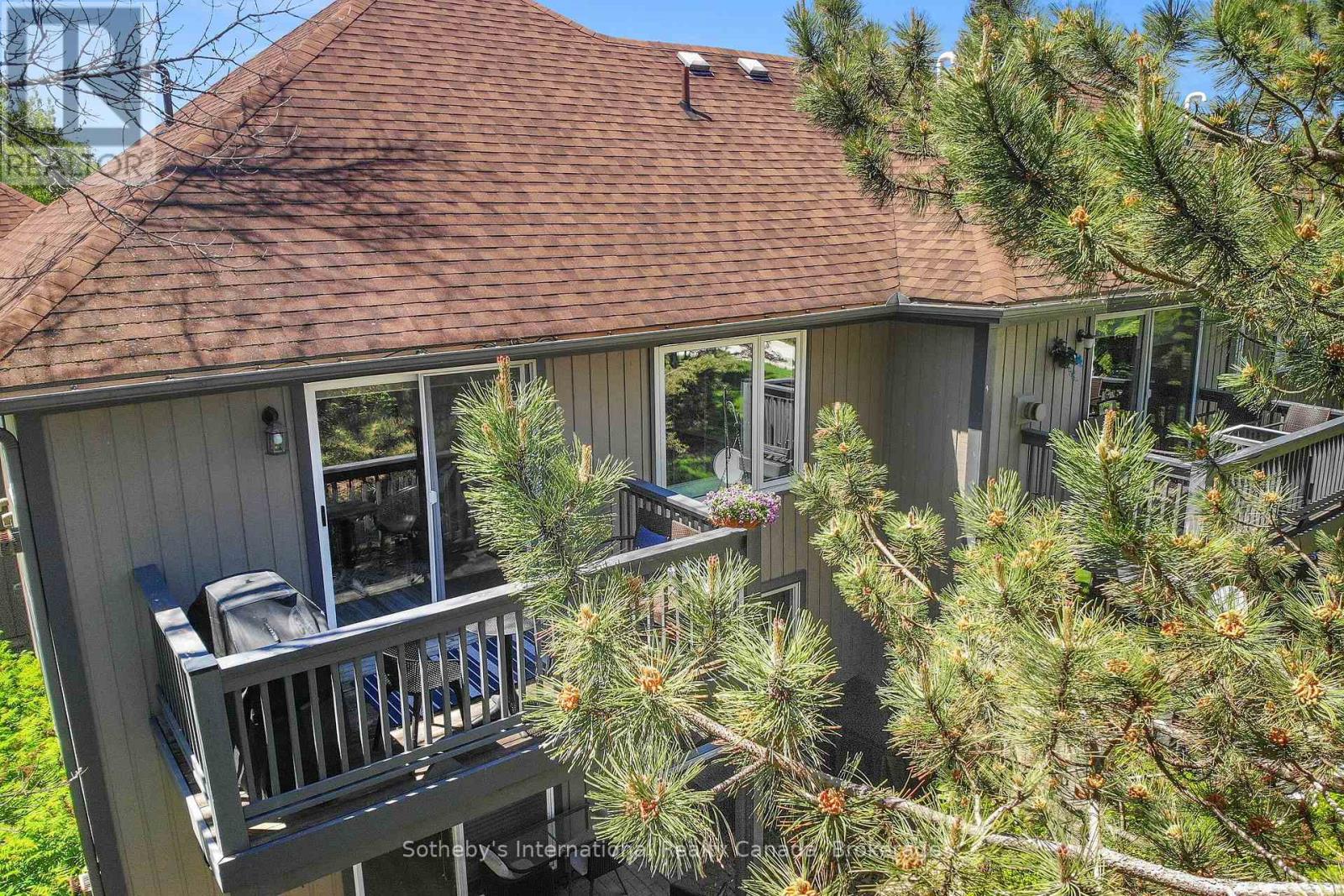 331 Mariners Way Property Photo 4
