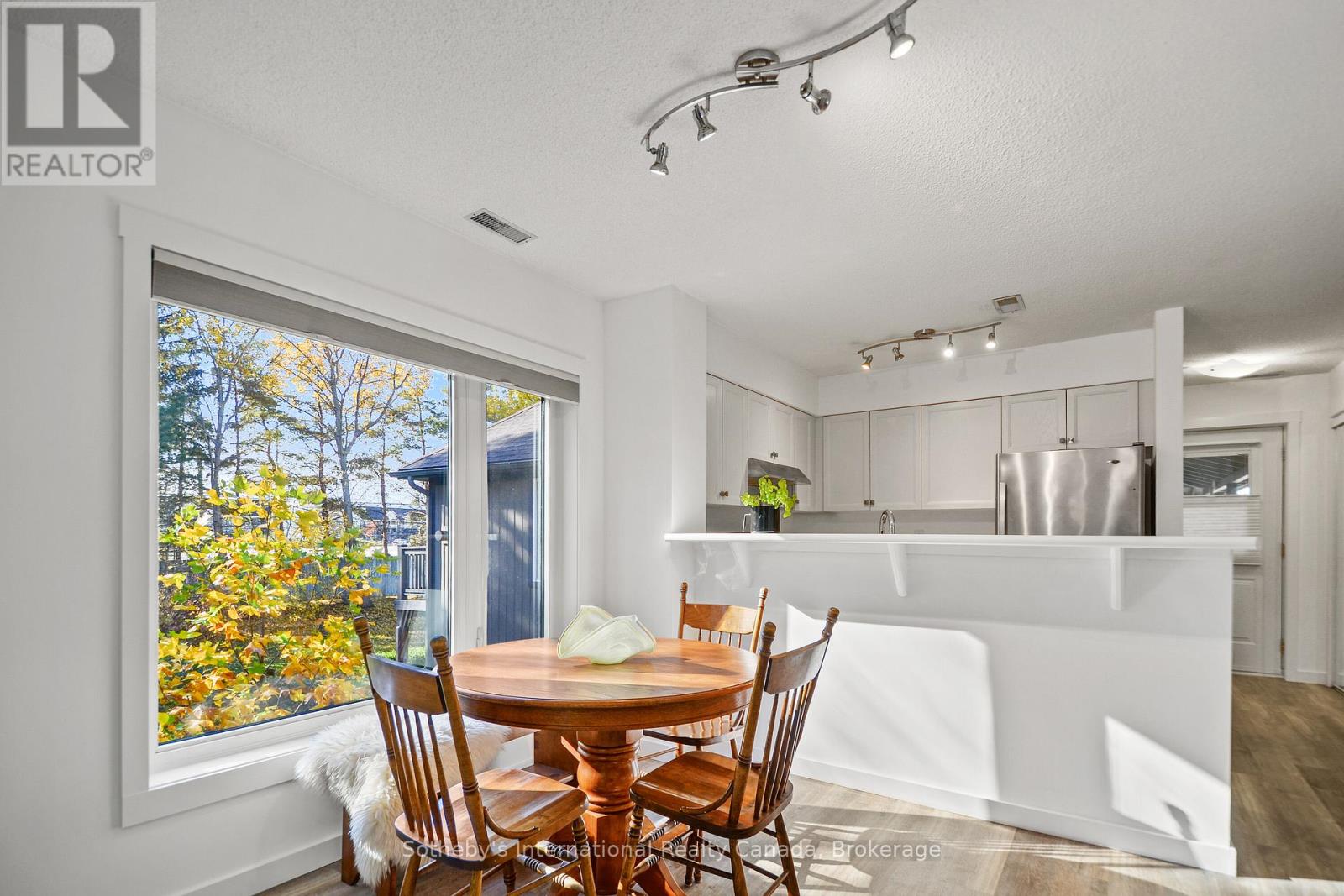 331 Mariners Way Property Photo 11
