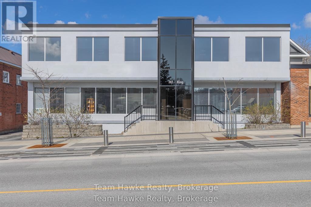 1e - 361 King Street Property Photo 1