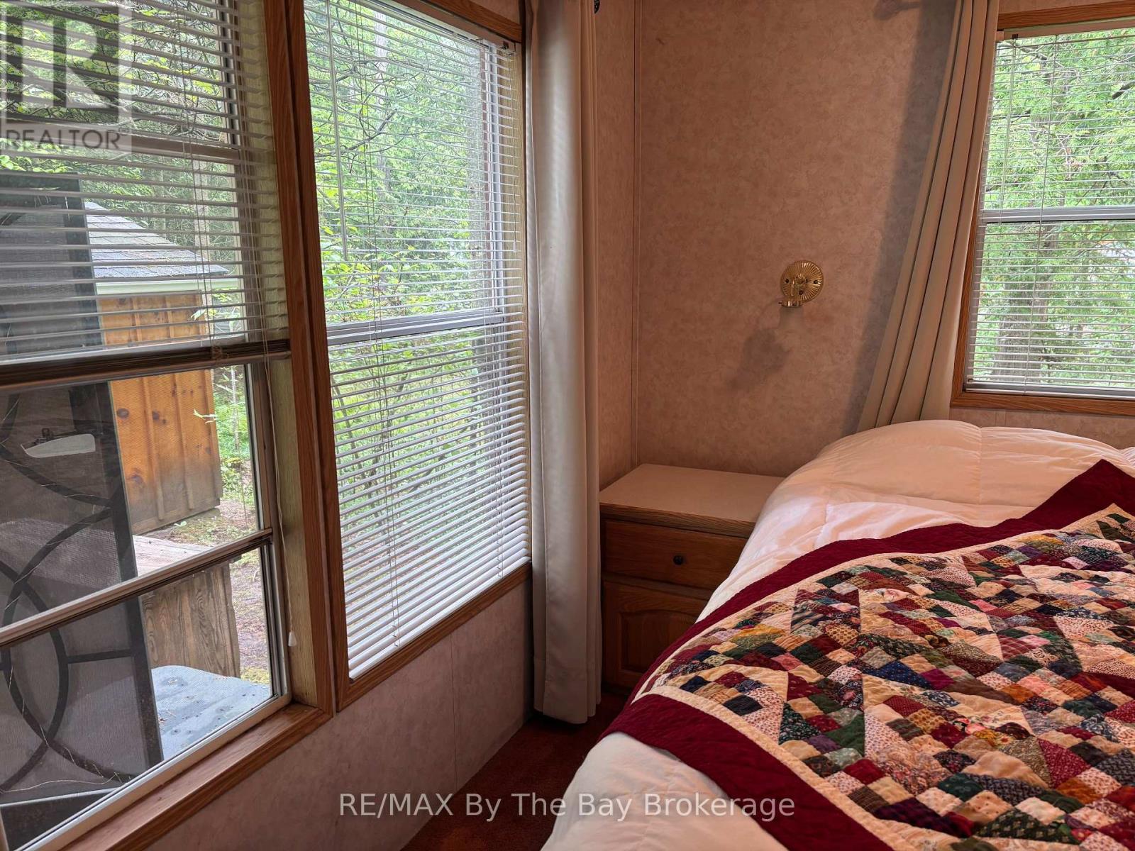 G4 - 85 Theme Park Drive Property Photo 18