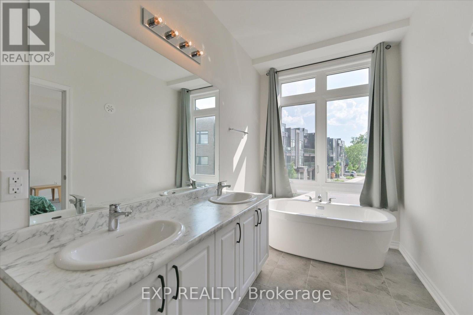 48 Wyn Wood Lane Property Photo 25