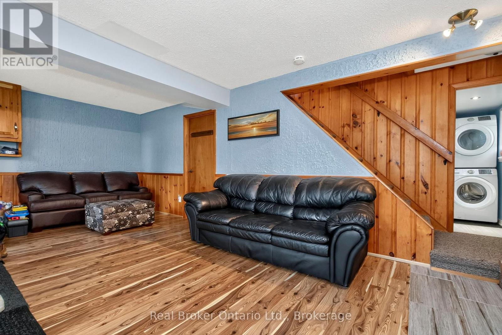 1950 Champlain Road Property Photo 18