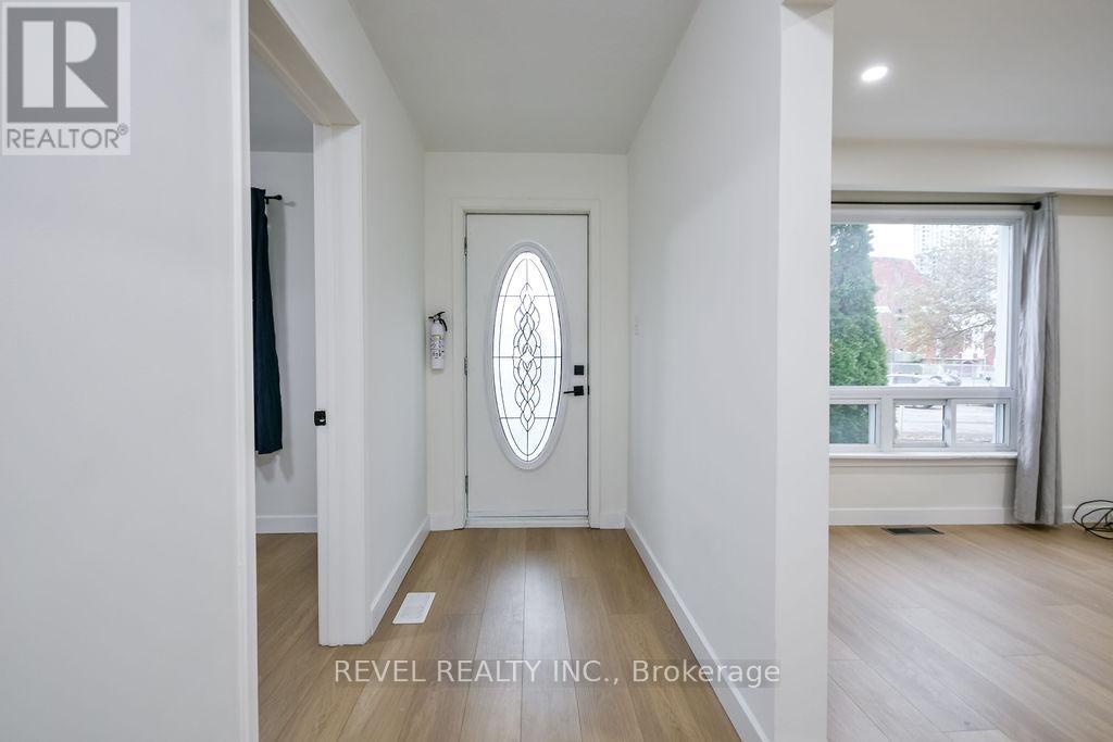 44 Parkside Drive Property Photo 3