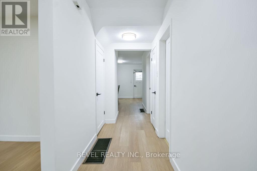 44 Parkside Drive Property Photo 10