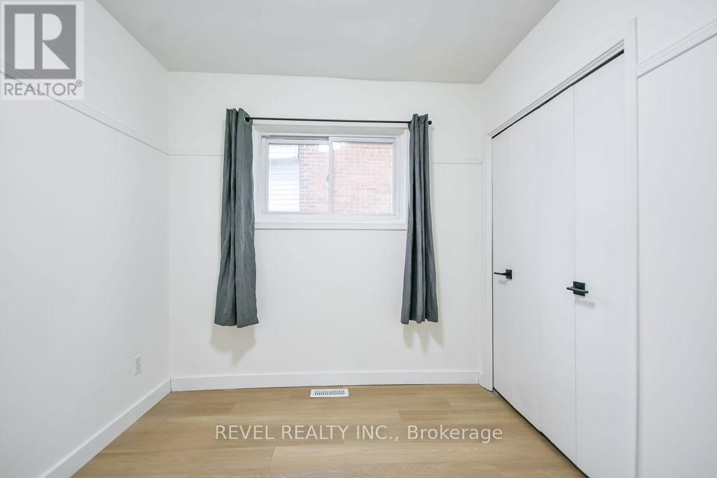 44 Parkside Drive Property Photo 11