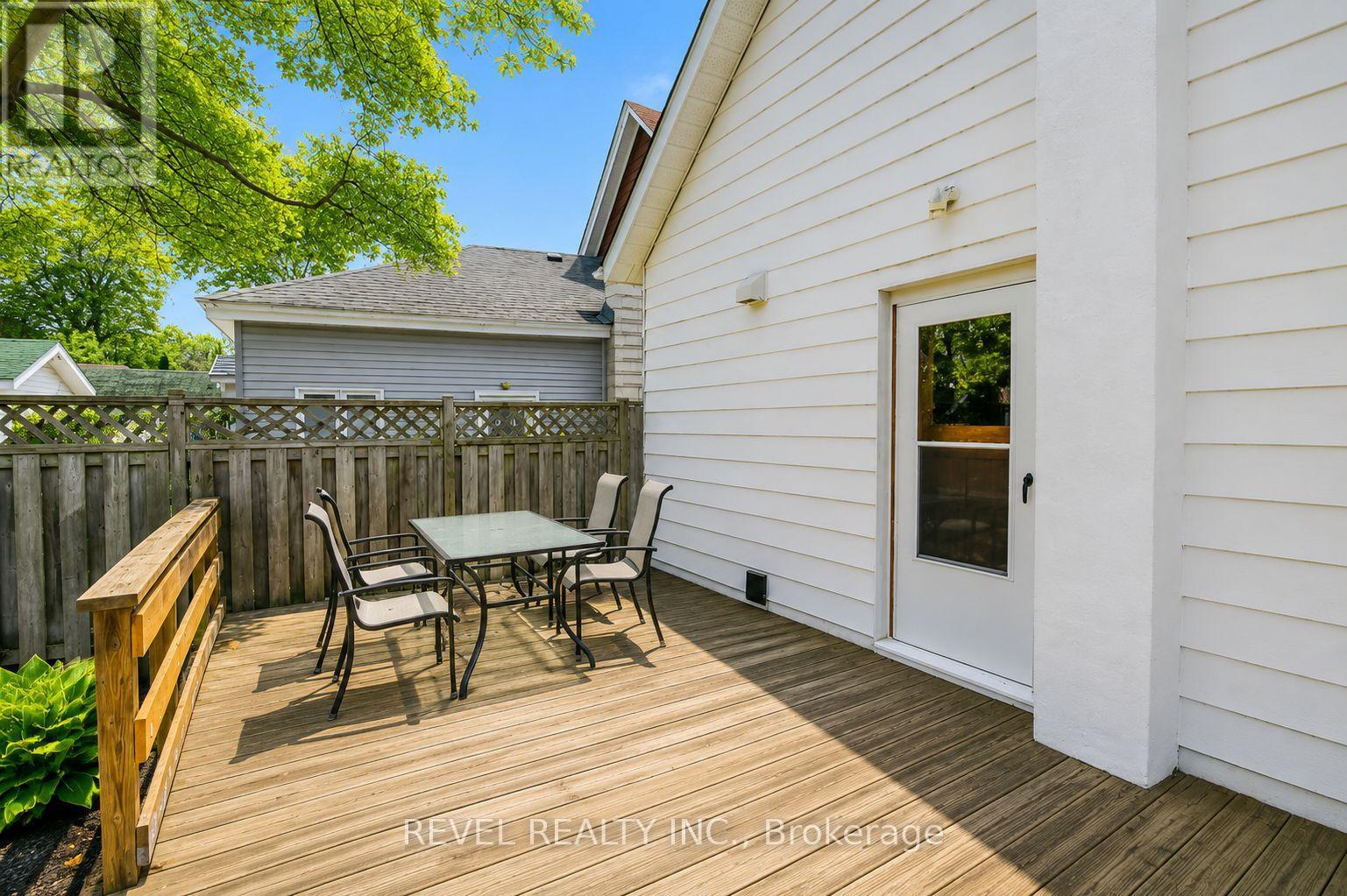 44 Parkside Drive Property Photo 21