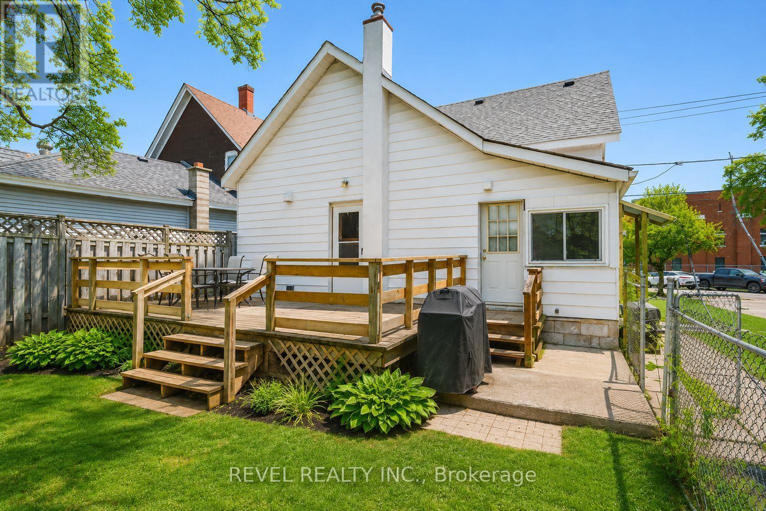 44 Parkside Drive Property Photo 22
