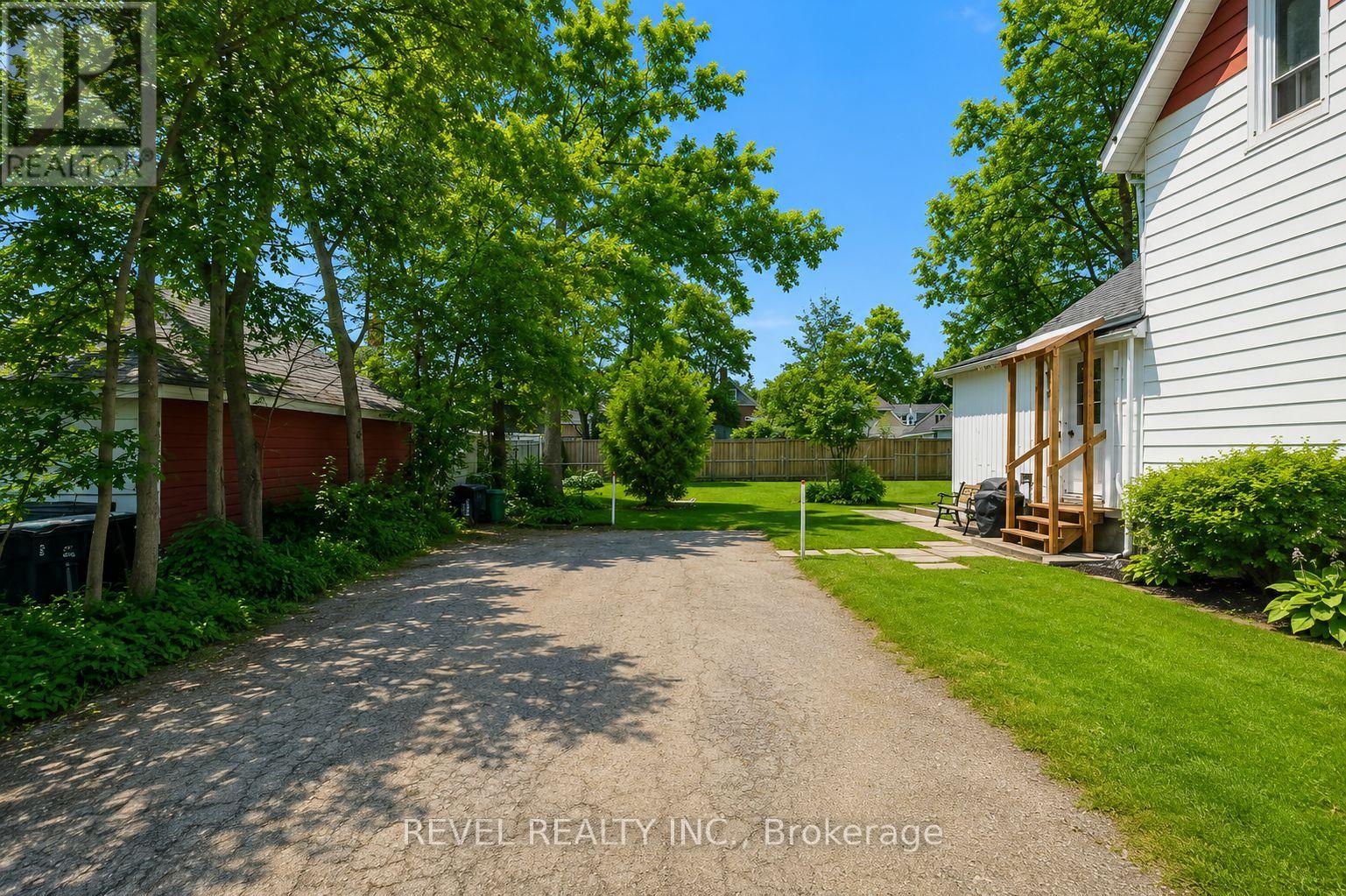 44 Parkside Drive Property Photo 25