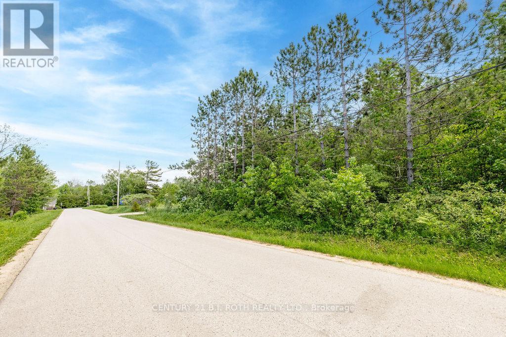 37 Todd Lane Property Photo 15