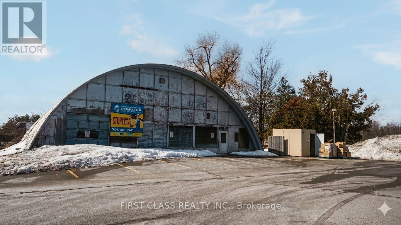 2976 Highway 11 Expressway Property Photo 11