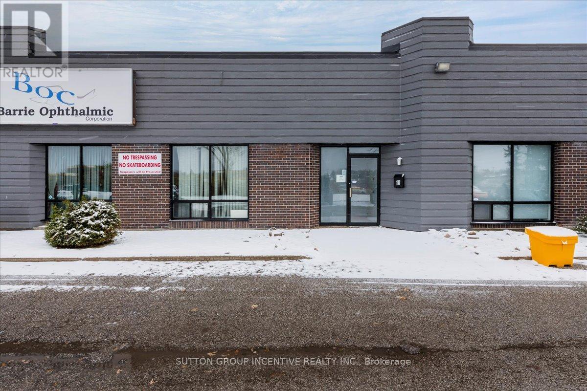 10 - 18 Alliance Boulevard Photo de la propriété 1