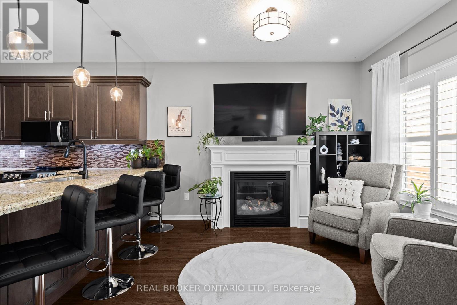 3321 Beach Club Boulevard Property Photo 13