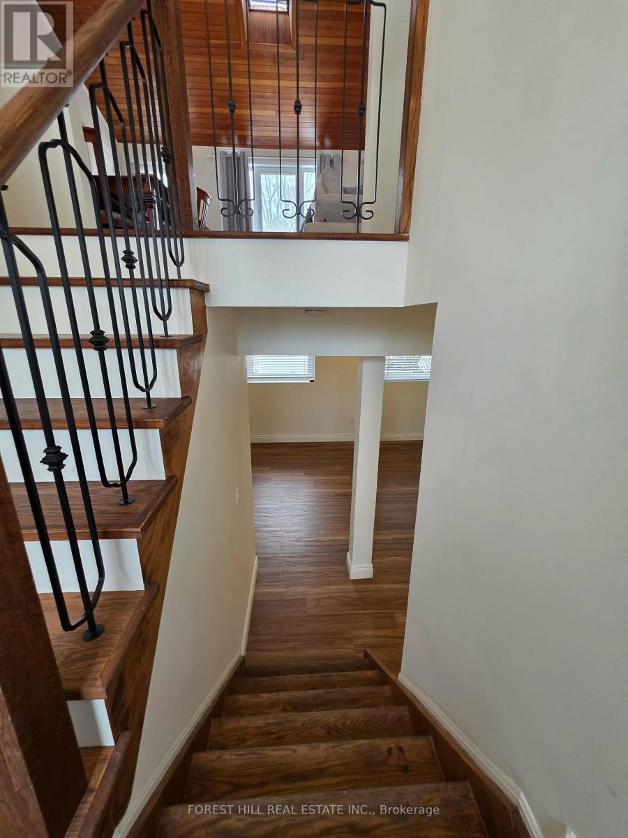 859 Lakeshore Road E Property Photo 18