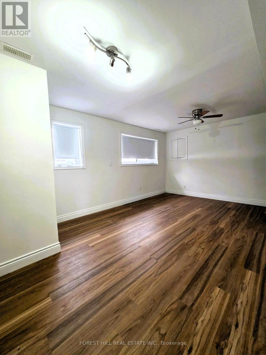 859 Lakeshore Road E Property Photo 23