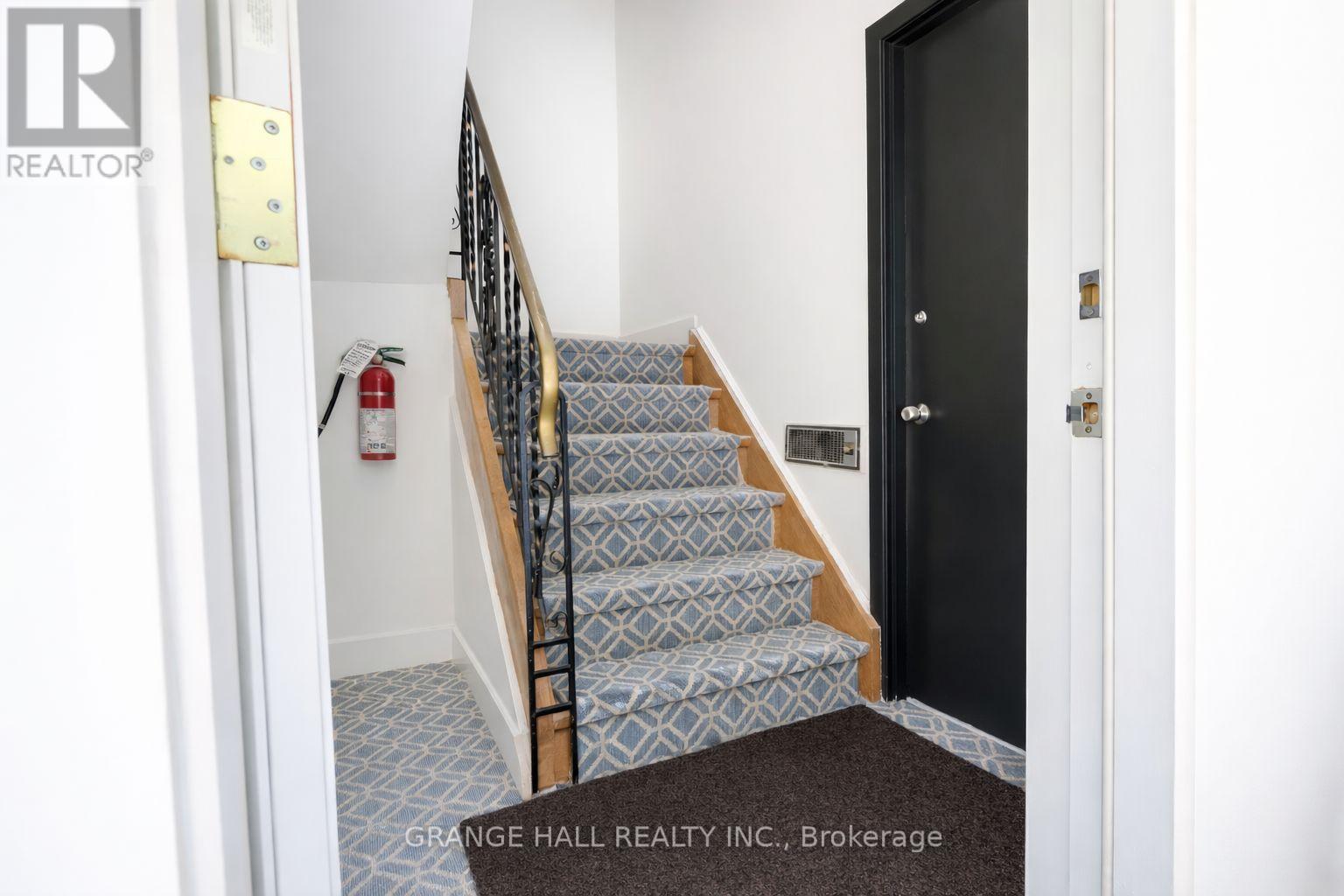 235 Canice Street Property Photo 6