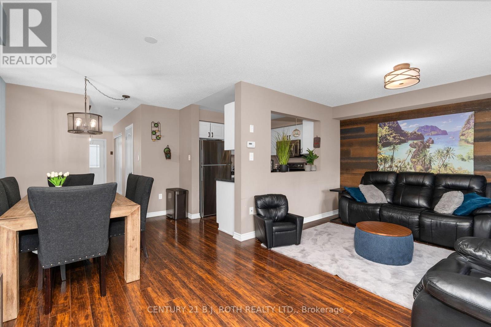 221 Harvie Road Property Photo 15