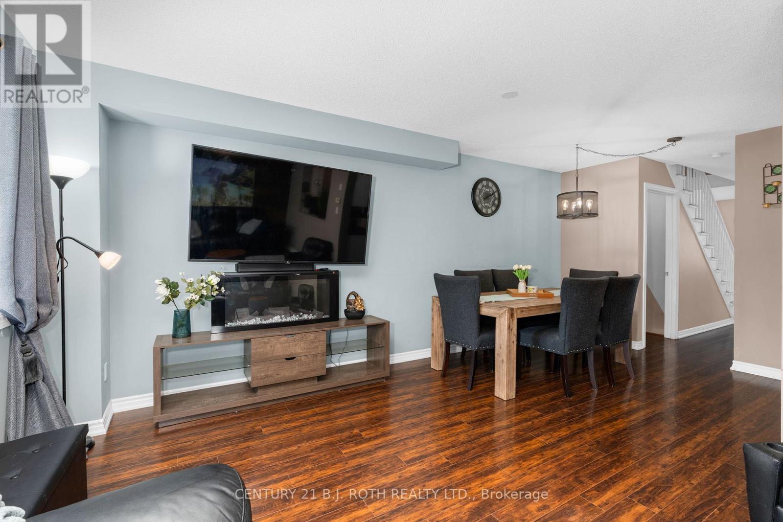 221 Harvie Road Property Photo 17