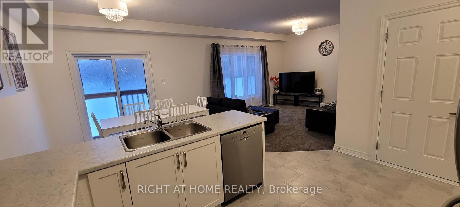 12 Mitchell Avenue Property Photo 16