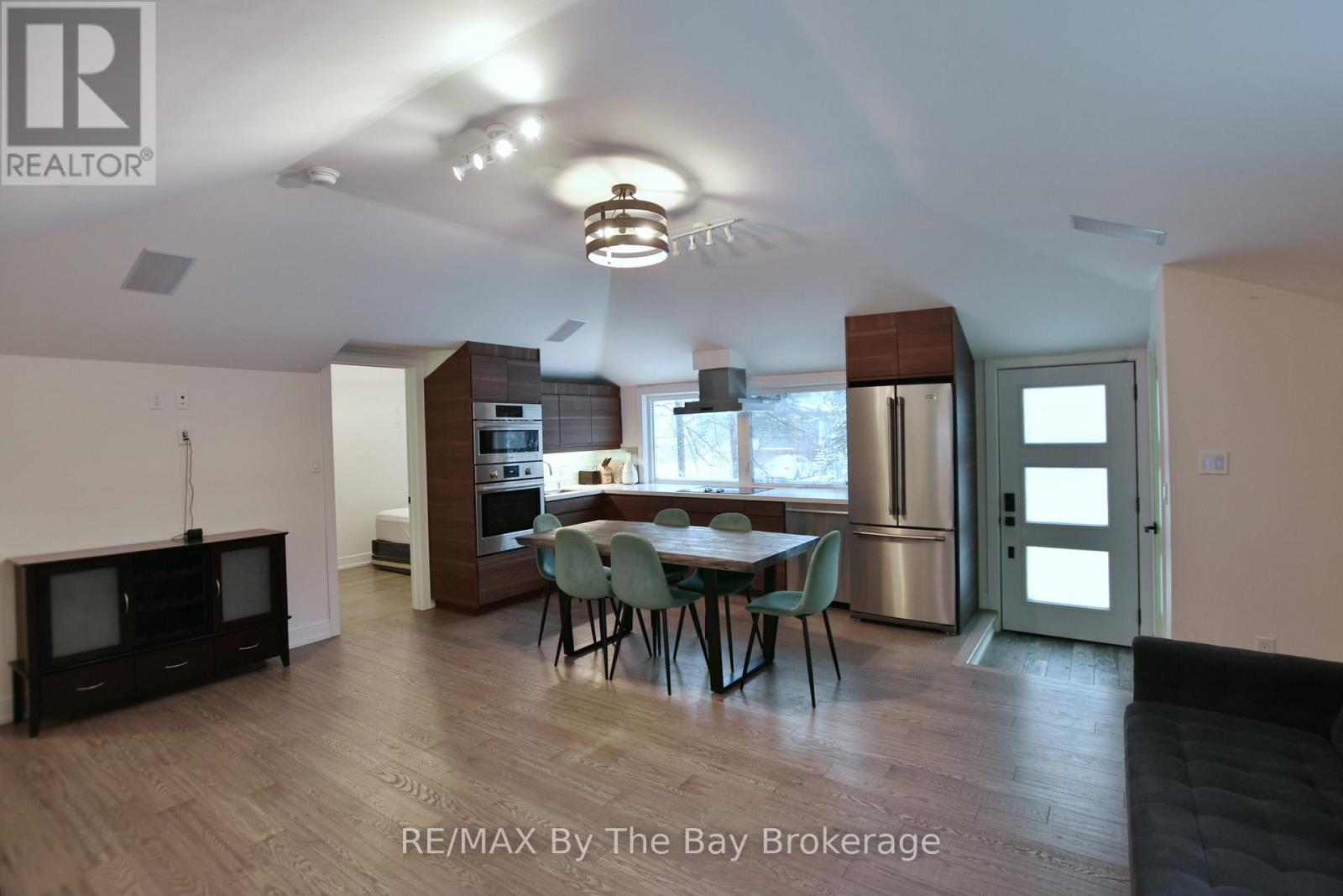 15 61st Street S Property Photo 4
