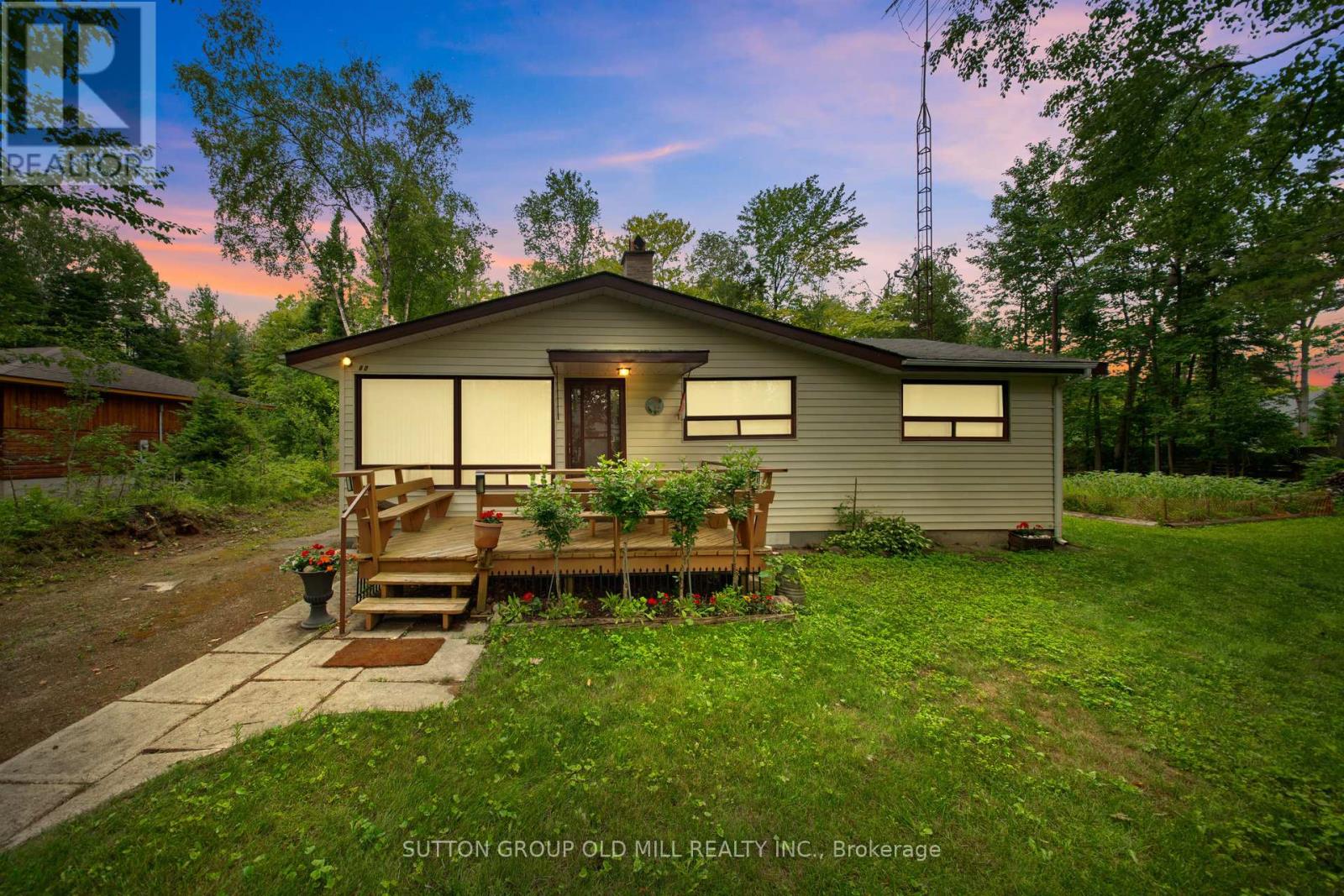 42 55TH STREET S Property Photo 1
