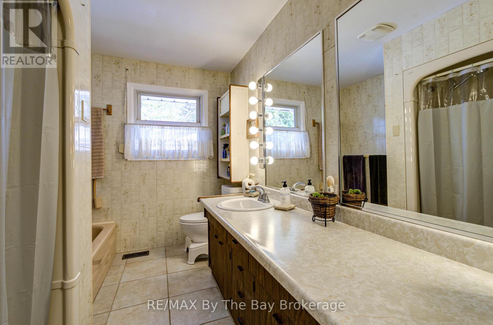 31 Saunders Street Property Photo 22