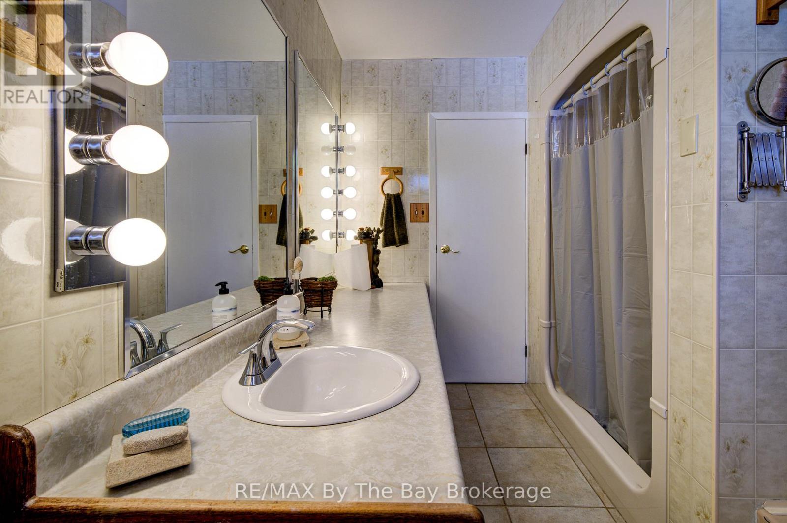 31 Saunders Street Property Photo 23