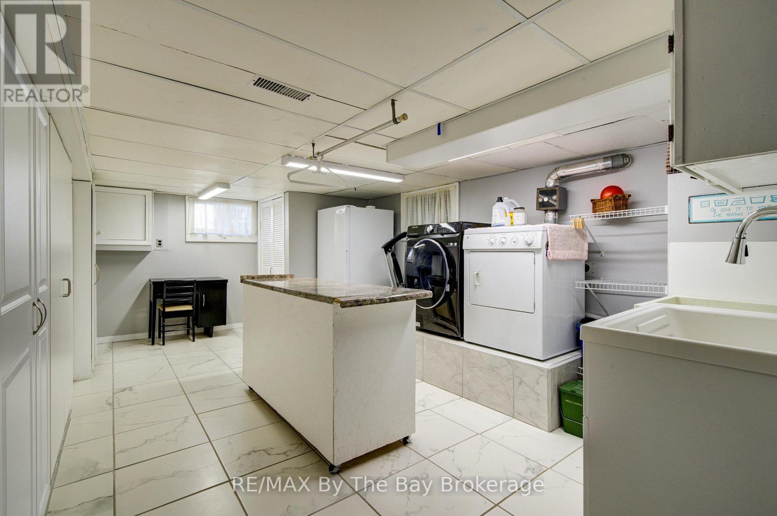 31 Saunders Street Property Photo 31