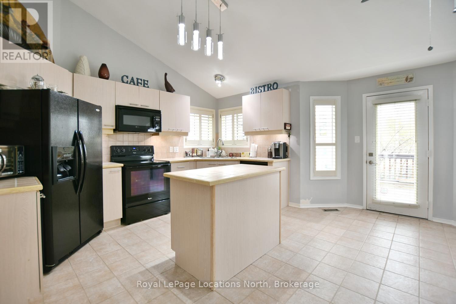 61 Barker Boulevard Property Photo 13
