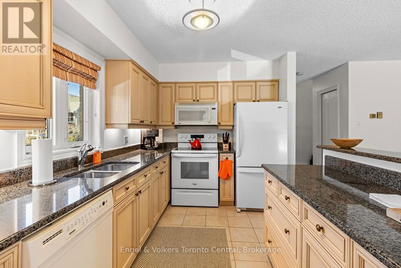 42 - 28 Ramblings Way Property Photo 8