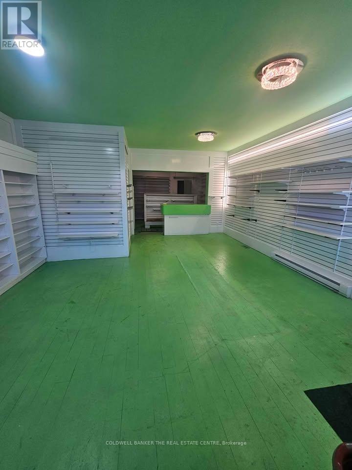 S13027816 Property Photo 1