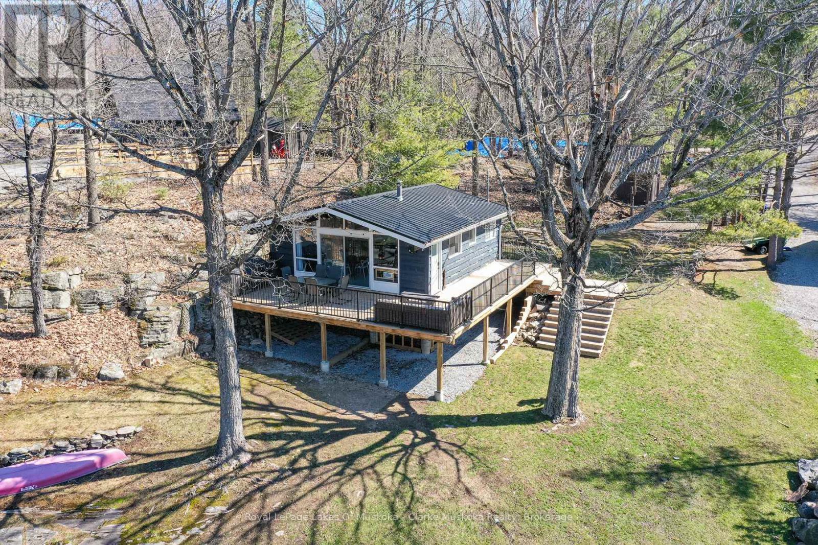 3258 Loon Lane Property Photo 4