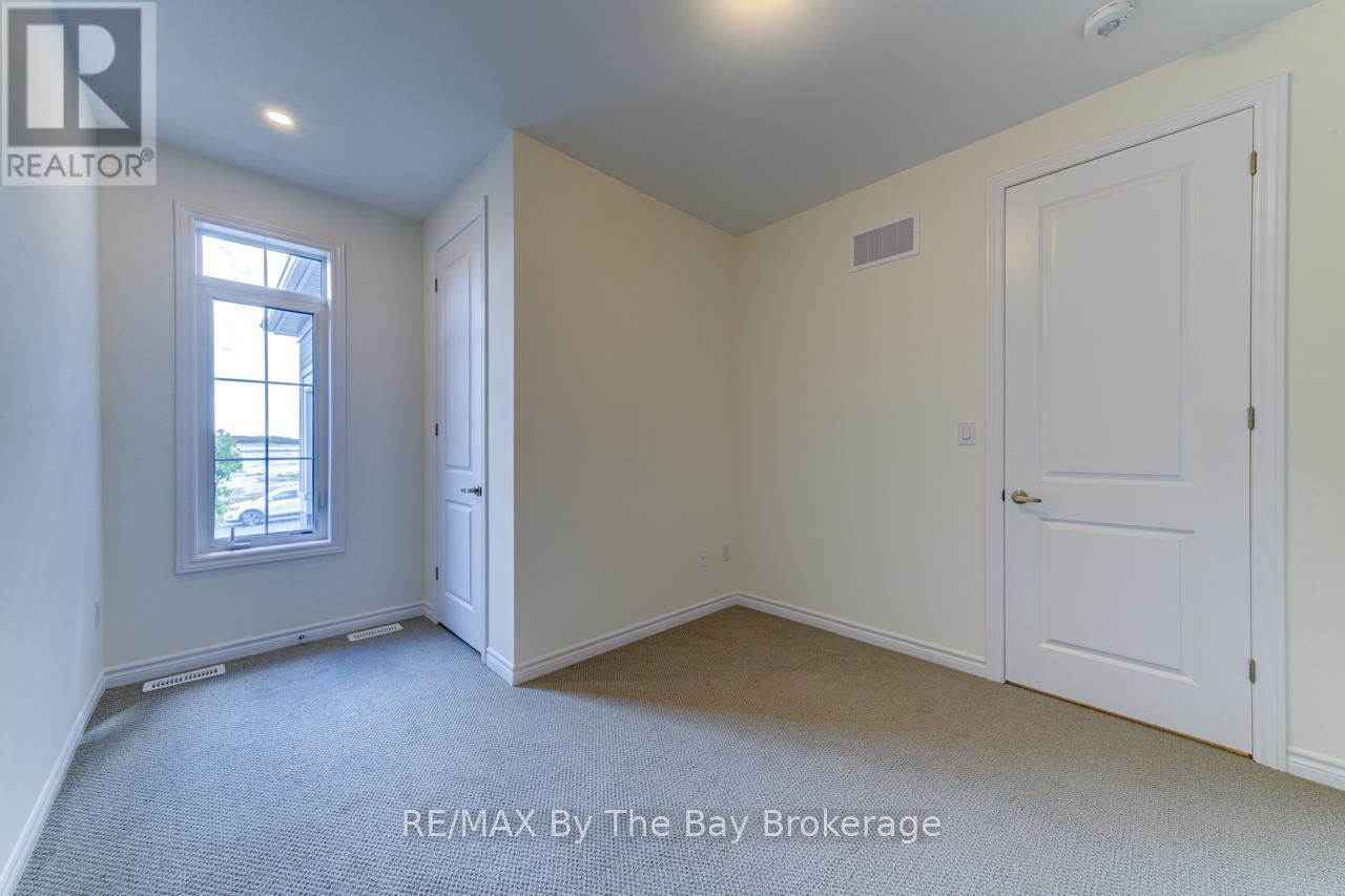 15 Sun Valley Avenue Property Photo 11