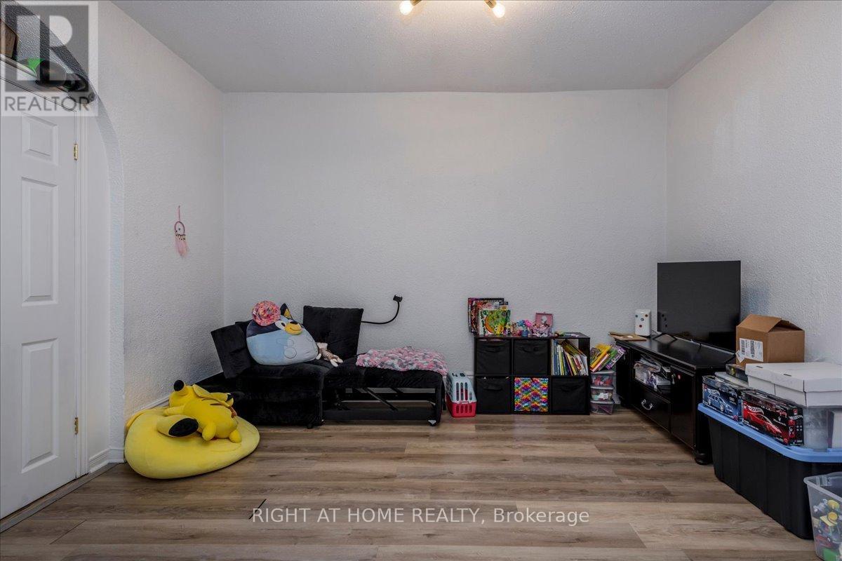 29 Peel Street Property Photo 5
