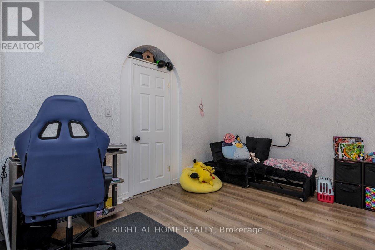 29 Peel Street Property Photo 6