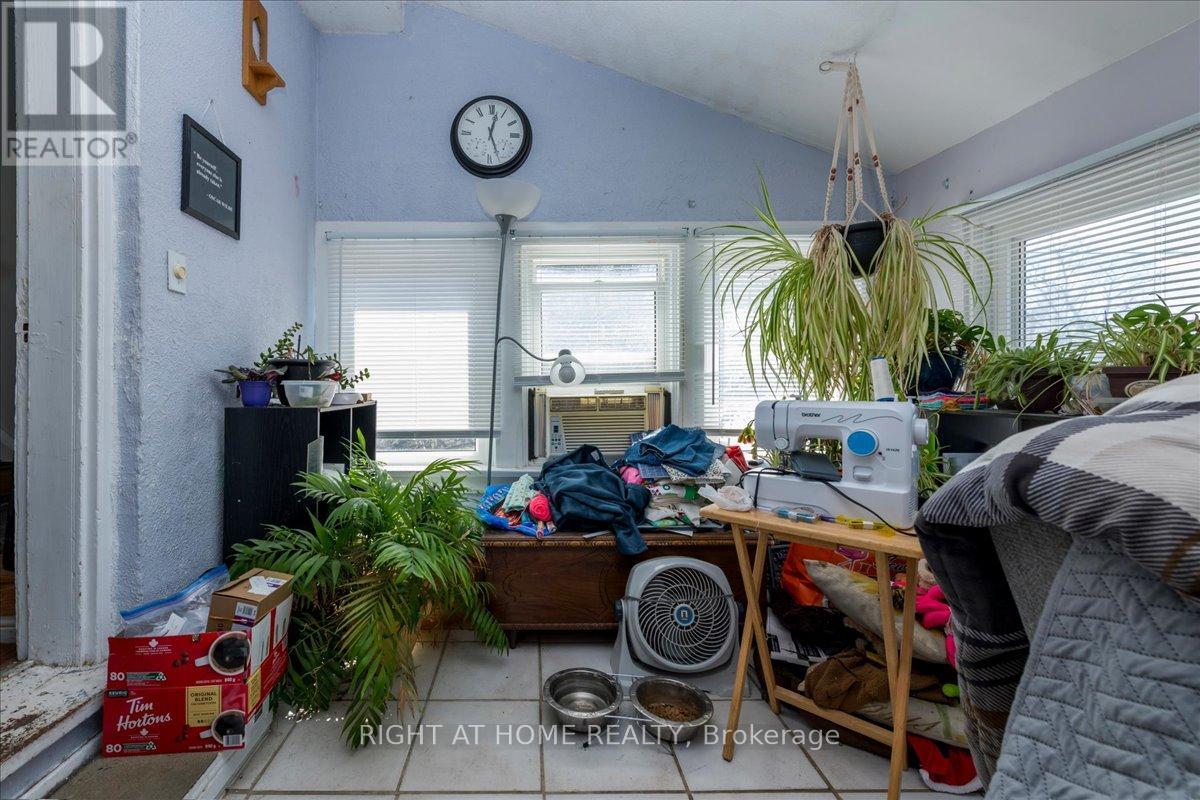 29 Peel Street Property Photo 23