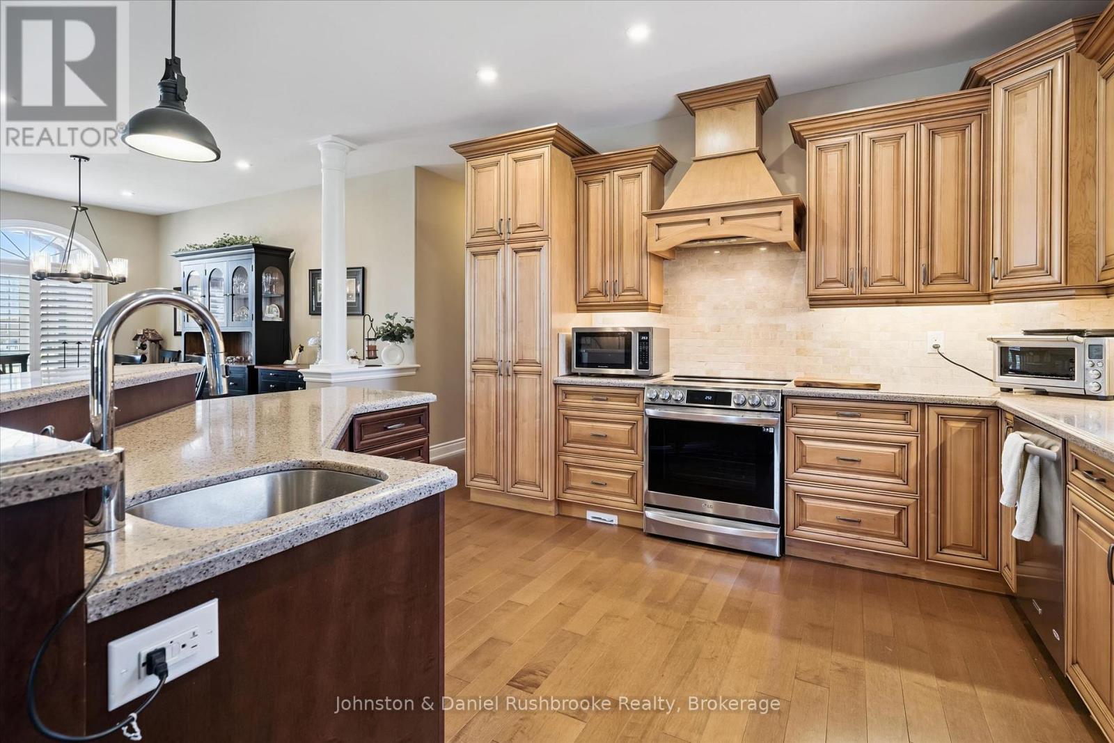 1842 Meadowview Court Property Photo 10
