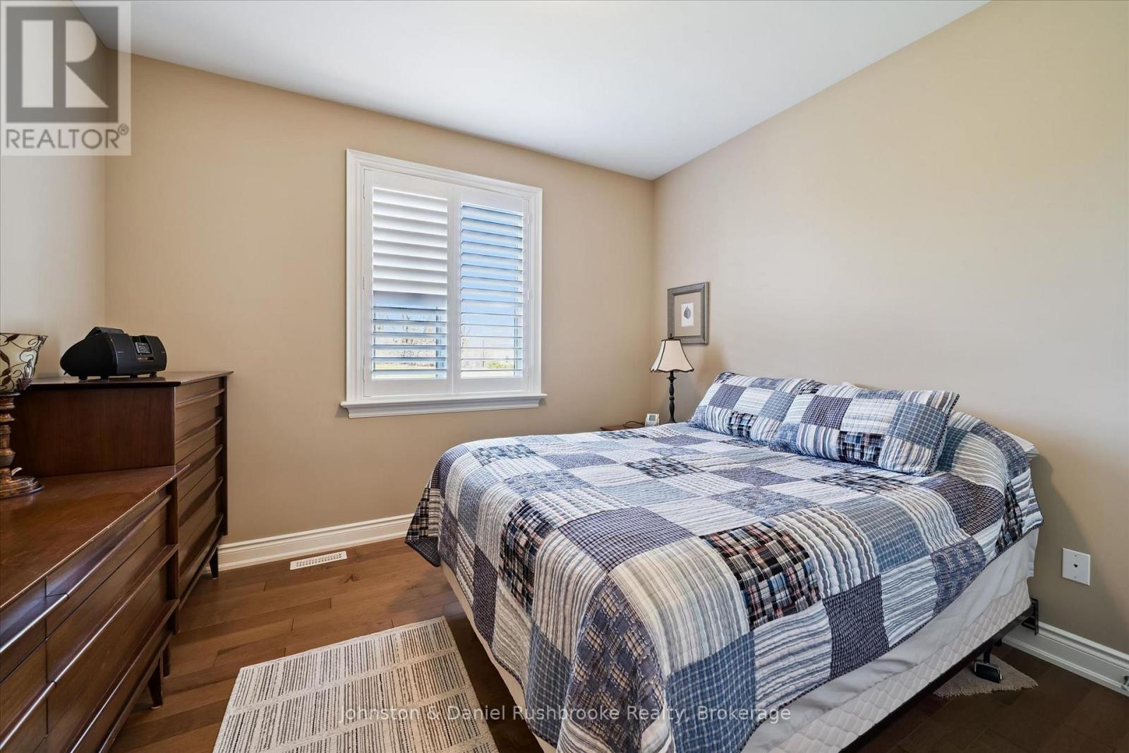 1842 Meadowview Court Property Photo 18