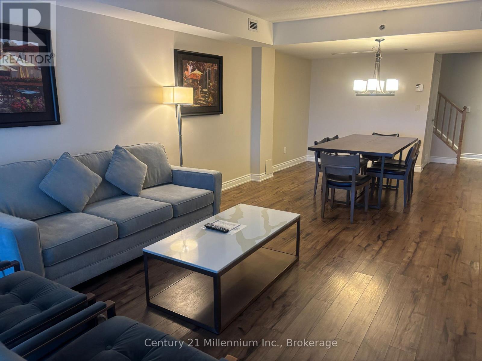 2307 - 9 Harbour Street E Property Photo 11
