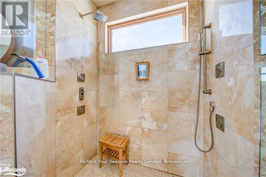 12 Windrose Valley Boulevard Property Photo 23