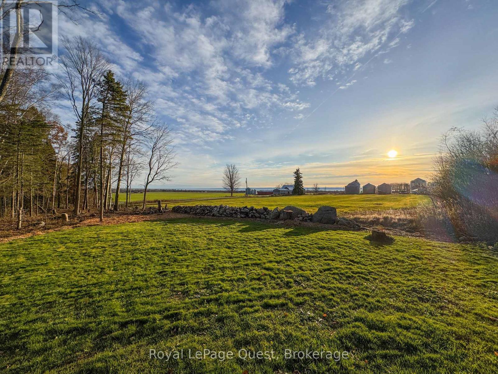160 14 Concession W Property Photo 8