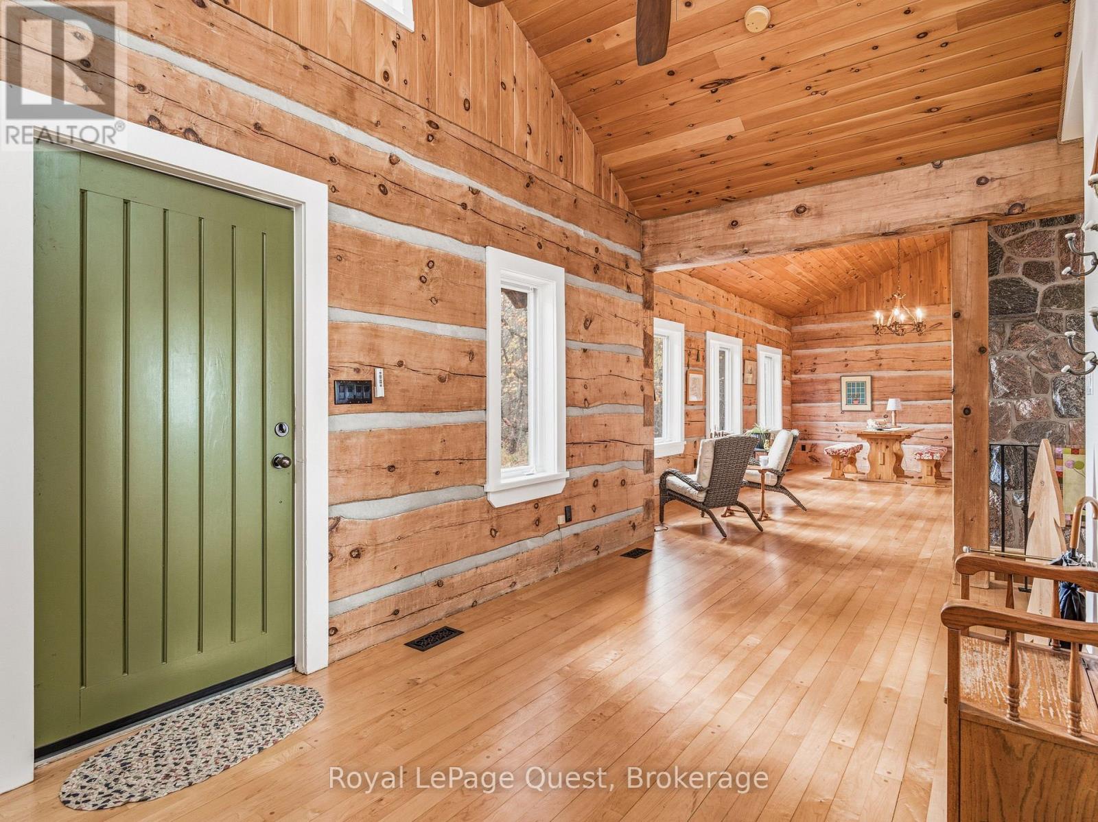 160 14 Concession W Property Photo 11