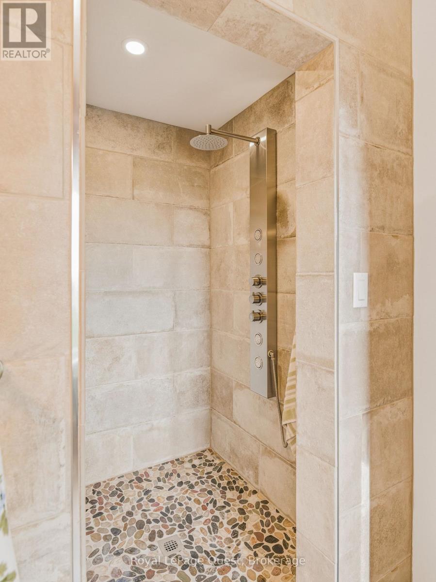 160 14 Concession W Property Photo 27