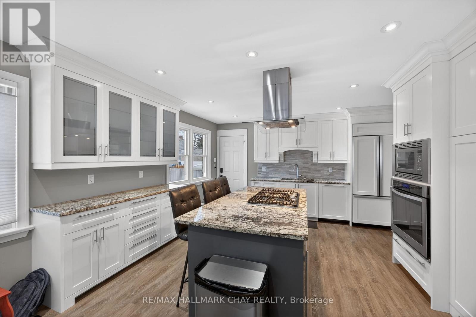 68 Drury Lane Property Photo 4