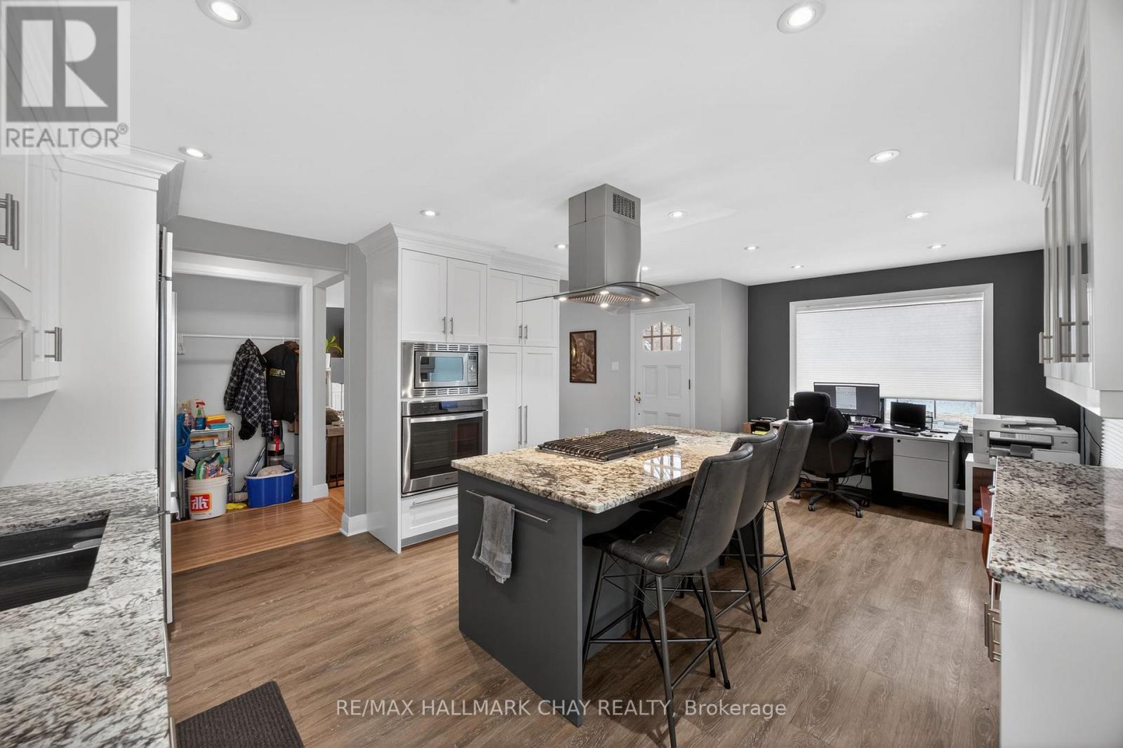 68 Drury Lane Property Photo 6