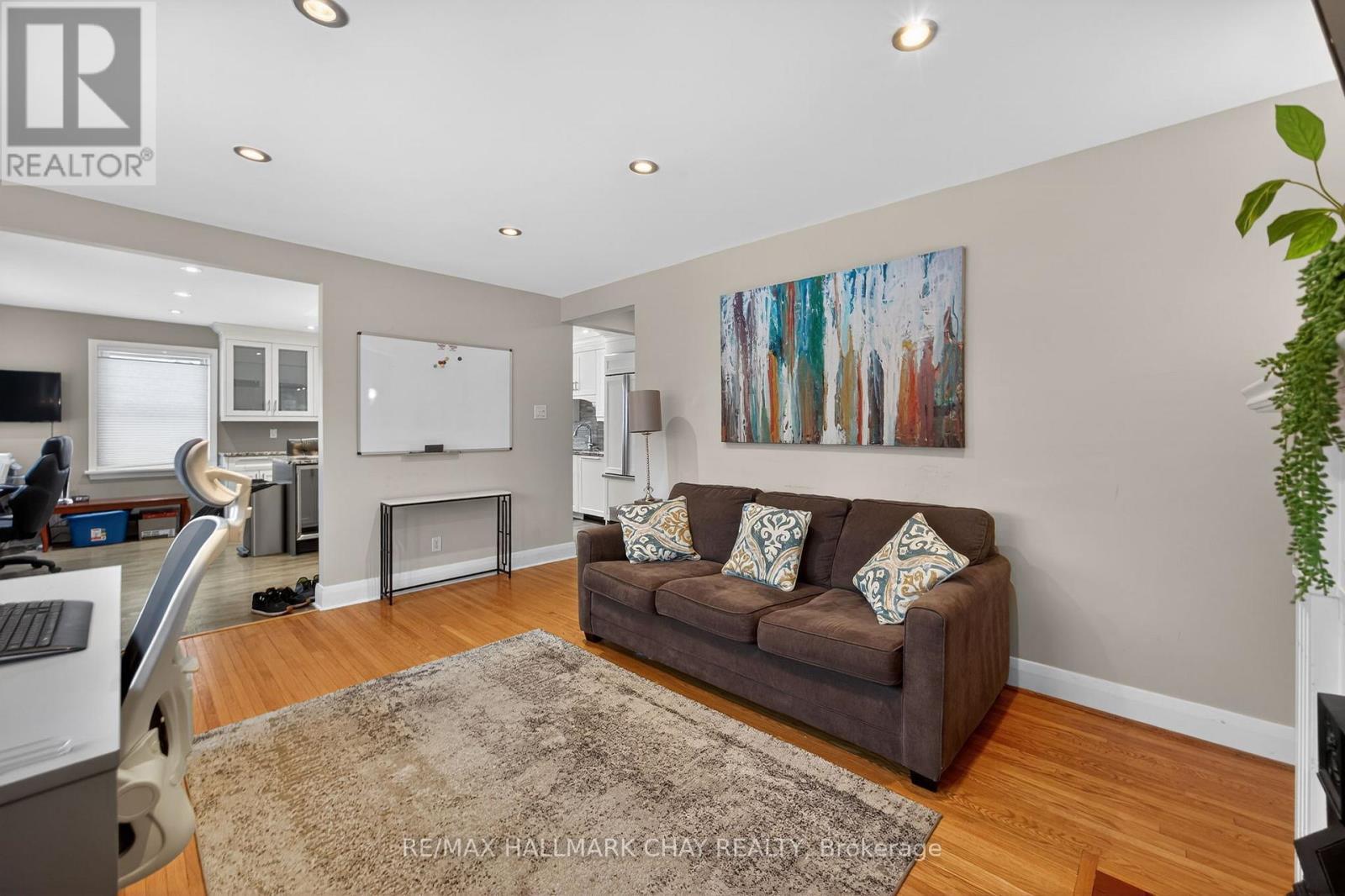68 Drury Lane Property Photo 10