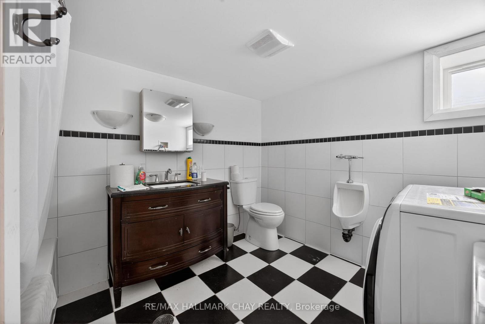 68 Drury Lane Property Photo 24
