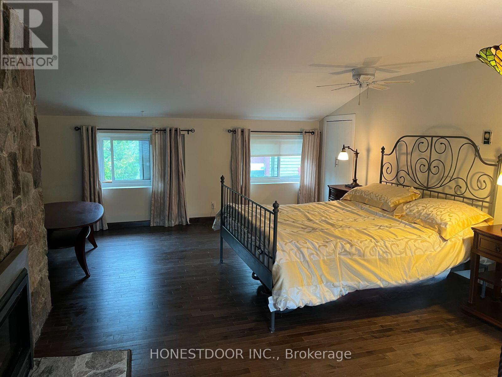 2015 Ridge Road W Property Photo 22