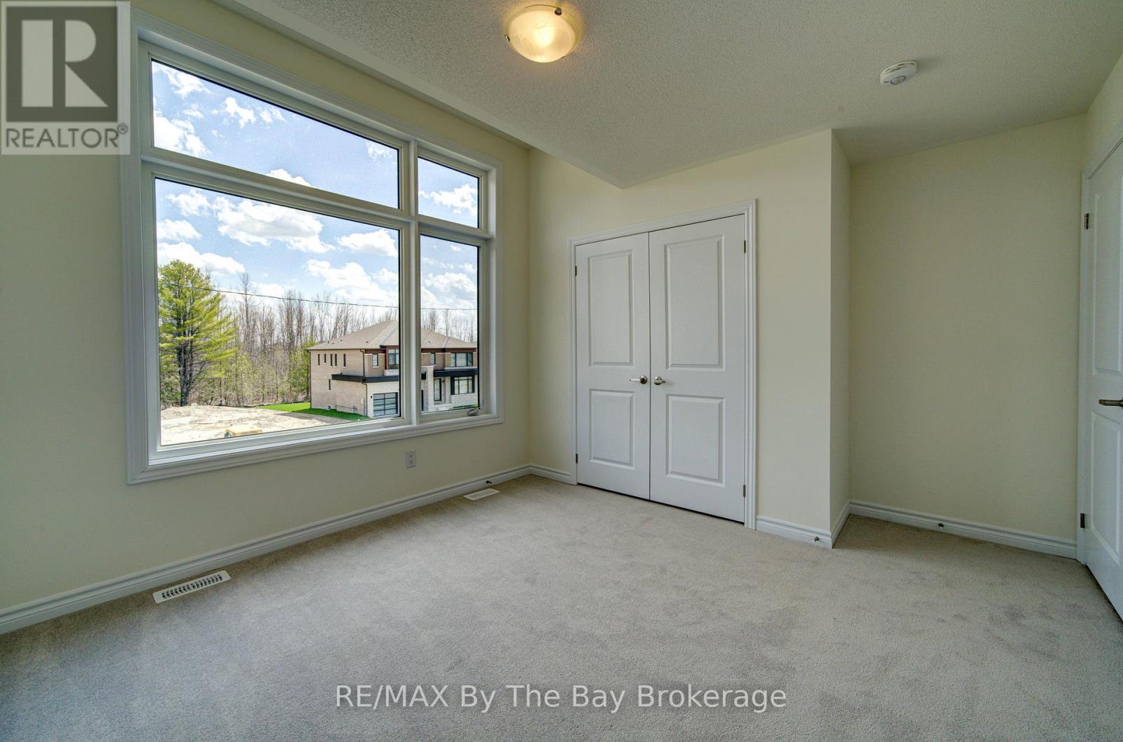 61 Rosanne Circle Property Photo 21