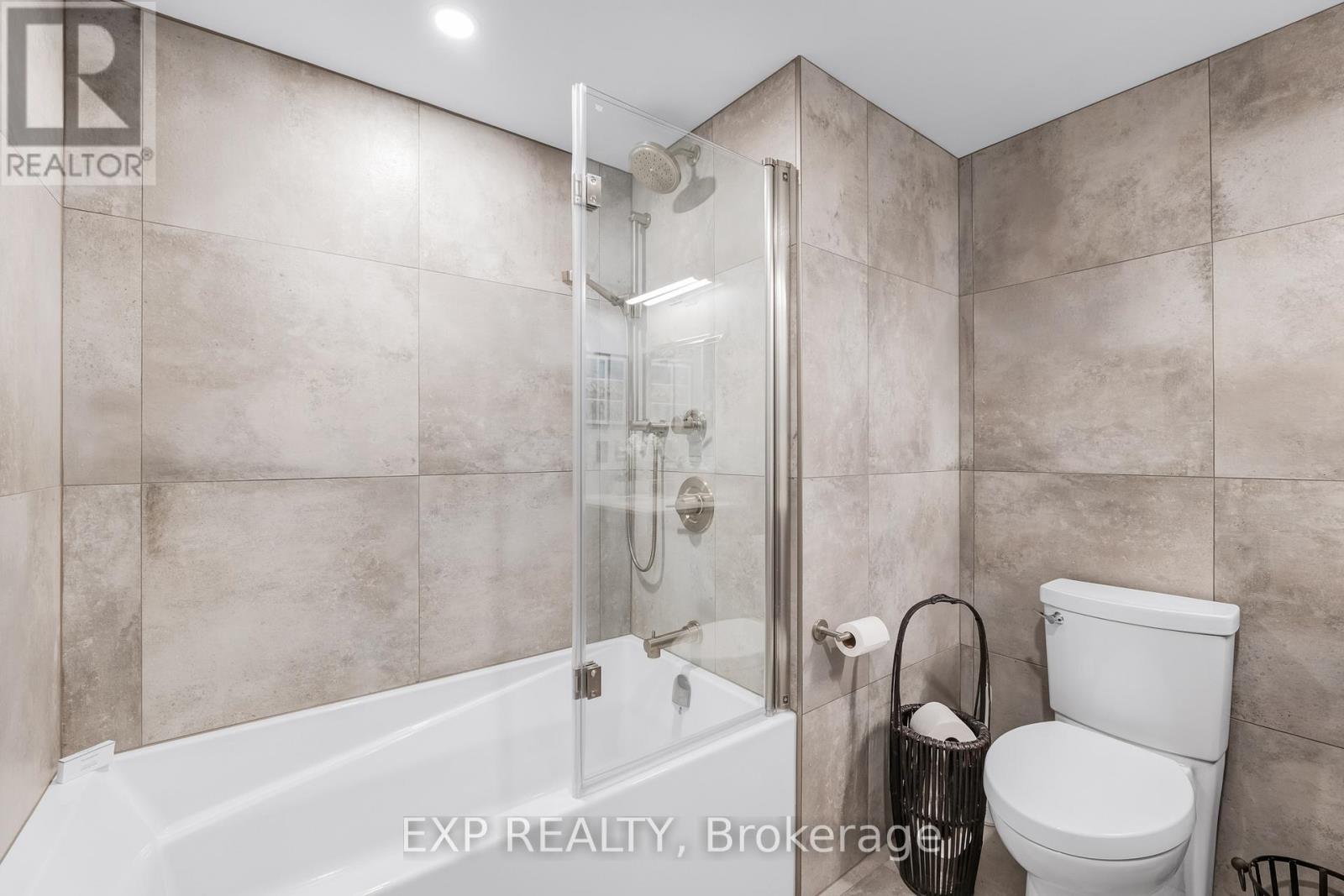 1502 - 65 Ellen Street Property Photo 25